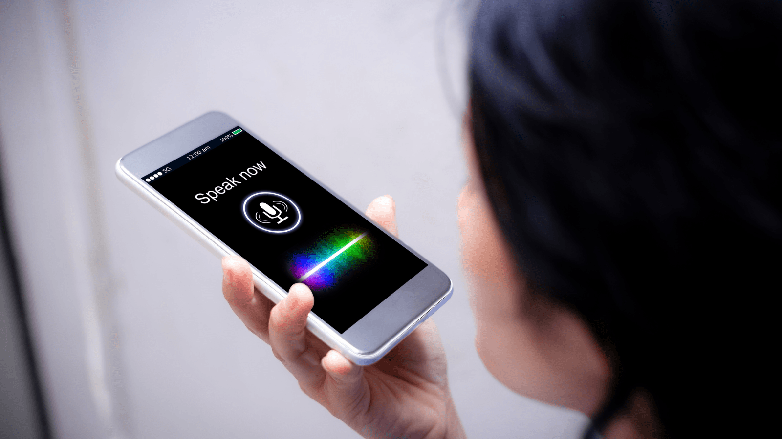 How Adding AI Voice Features Can Improve Mobile App Engagement 1